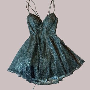 Juniors Homecoming Dress Size 1/2 Emerald Green Glitter Sequin Lace-Up Back NWT